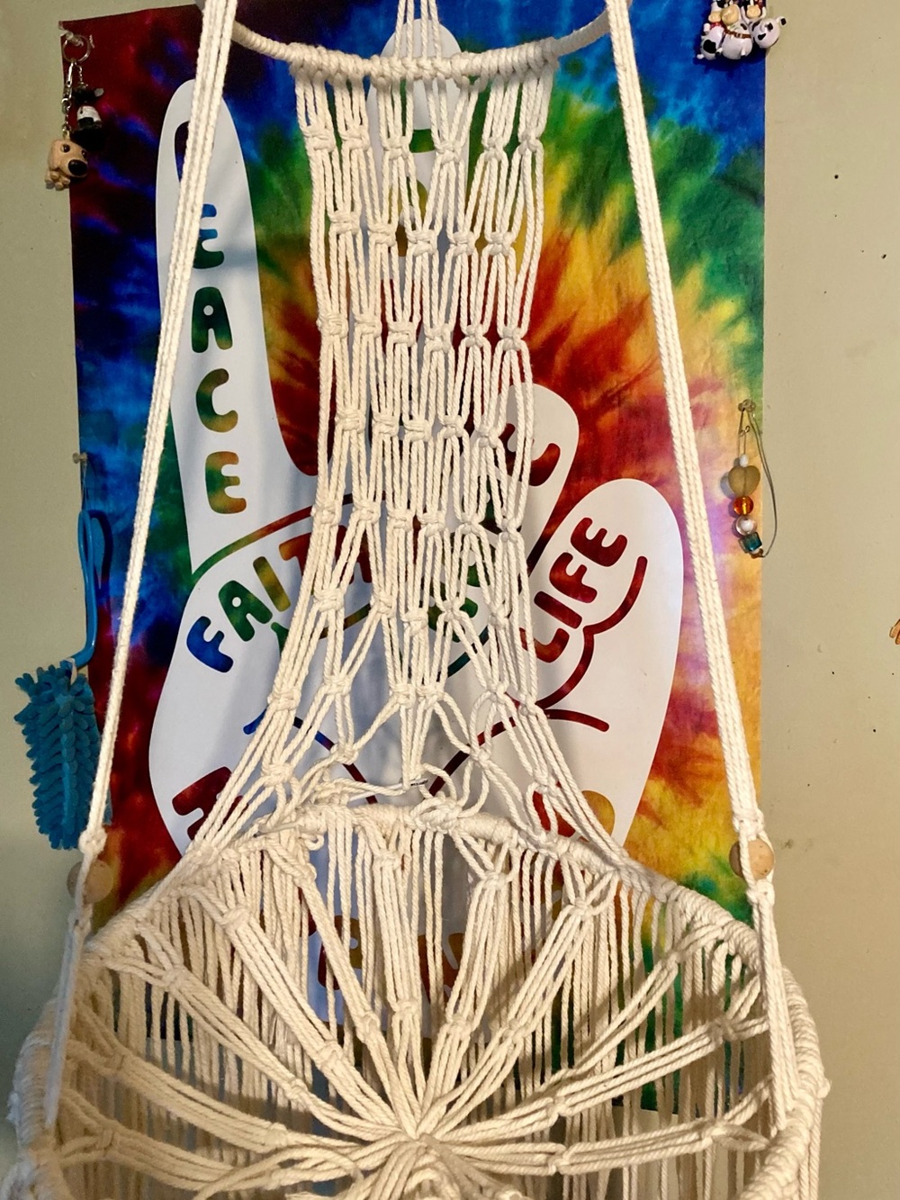 Soft Cream Macramé Hanging Cat Bed